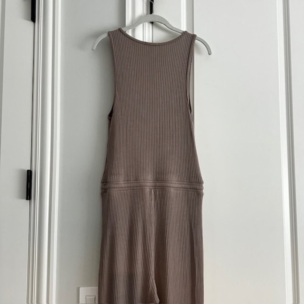 Beyond Yoga Jetsetter Jumpsuit Ribbed Medium Color: Birch - Picture 8 of 11